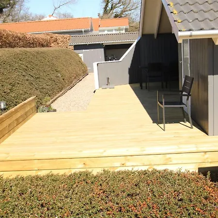 Prázdninový dům Apsolon - 150m From The Sea By Interhome *