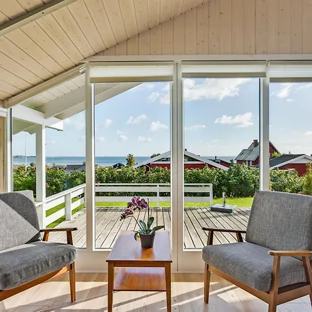 Apsolon - 150m From The Sea By Interhome *