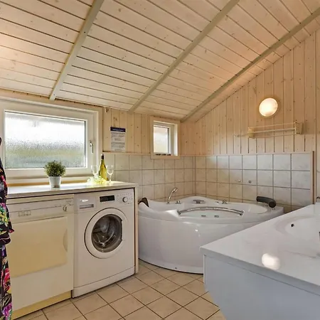 Apsolon - 150m From The Sea By Interhome Feriehus
