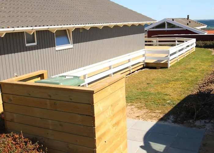 Apsolon - 150m From The Sea By Interhome * Sjolund