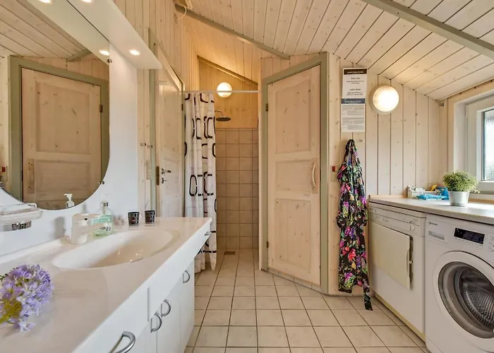 Holiday home Apsolon - 150m From The Sea By Interhome