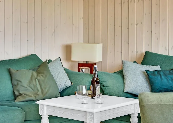 Apsolon - 150m From The Sea By Interhome *