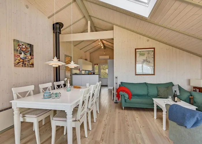 Apsolon - 150m From The Sea By Interhome * Sjolund