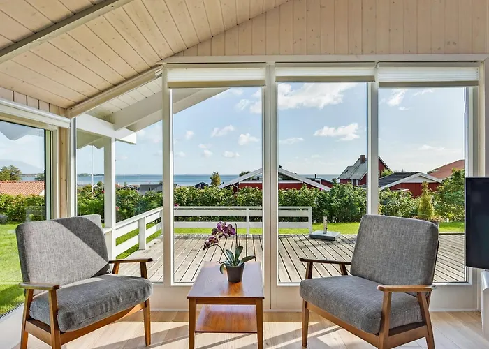 Apsolon - 150m From The Sea By Interhome *